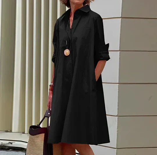 Julie | Elegant Kjole med Knapper