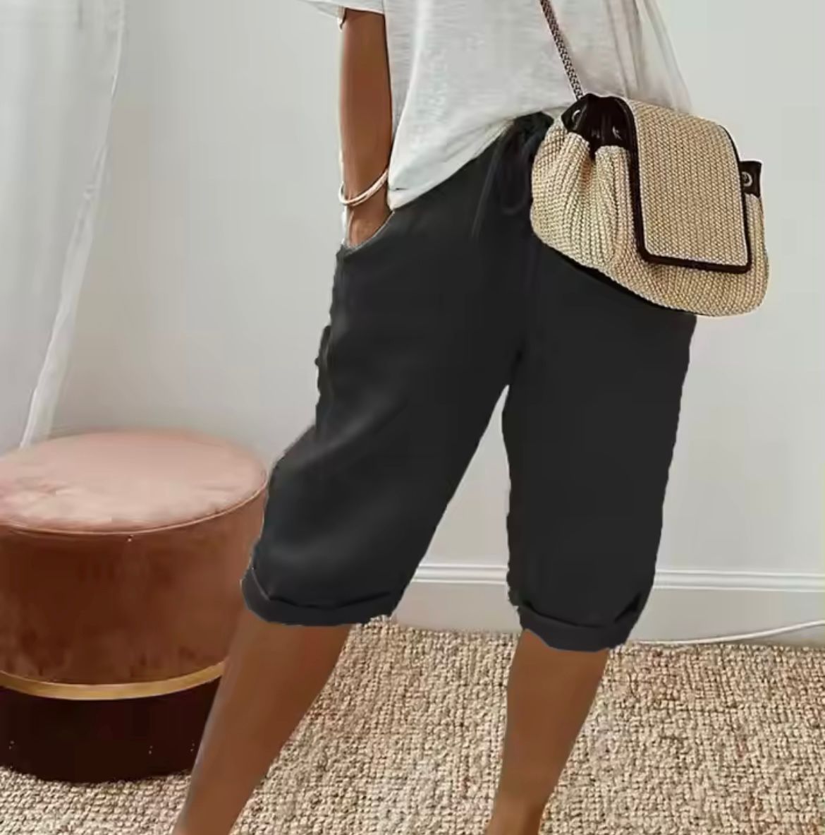 Dame Højtaljede Shorts i Kort Design