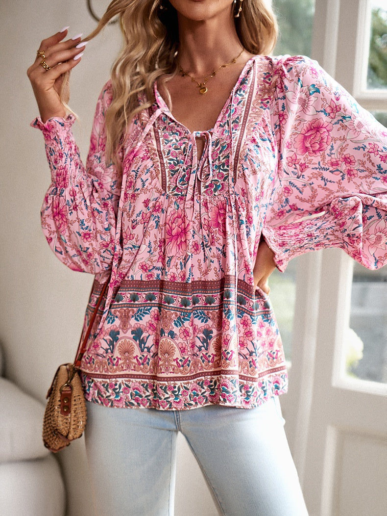 Laura | Blomstret Boho Tunika med Lange Ærmer
