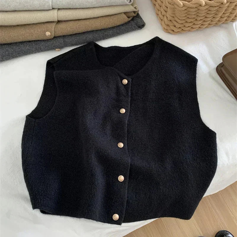 Karla | Chic Kvindevest i Kort Stil